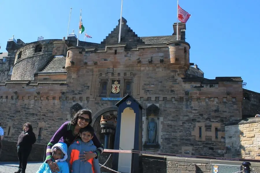 UK with kids -Edinburgh castle