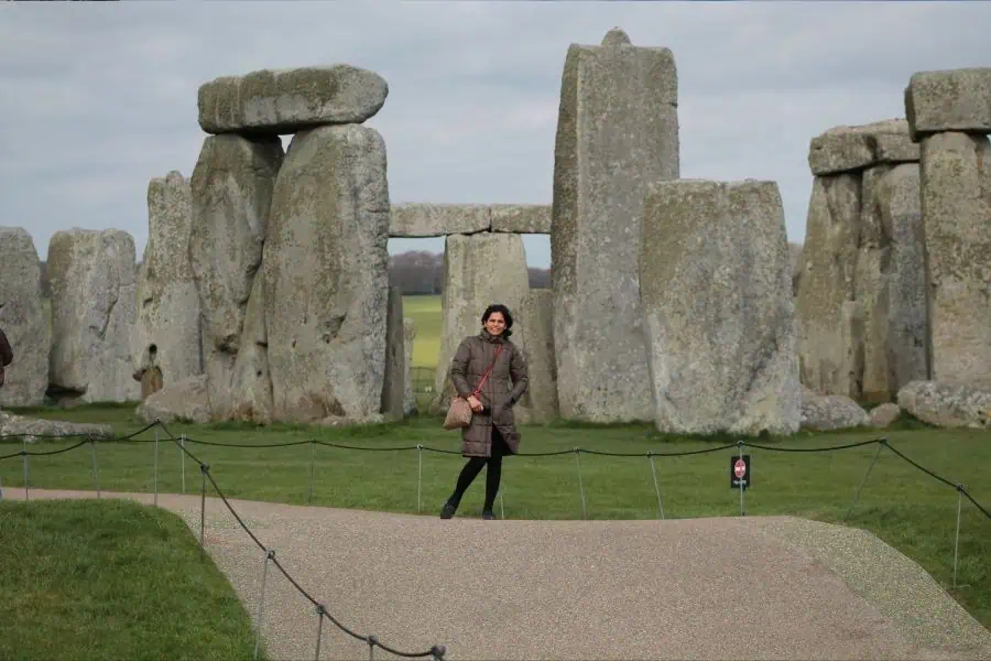 Day trips from London to Stonehenge UK Faraway Notes