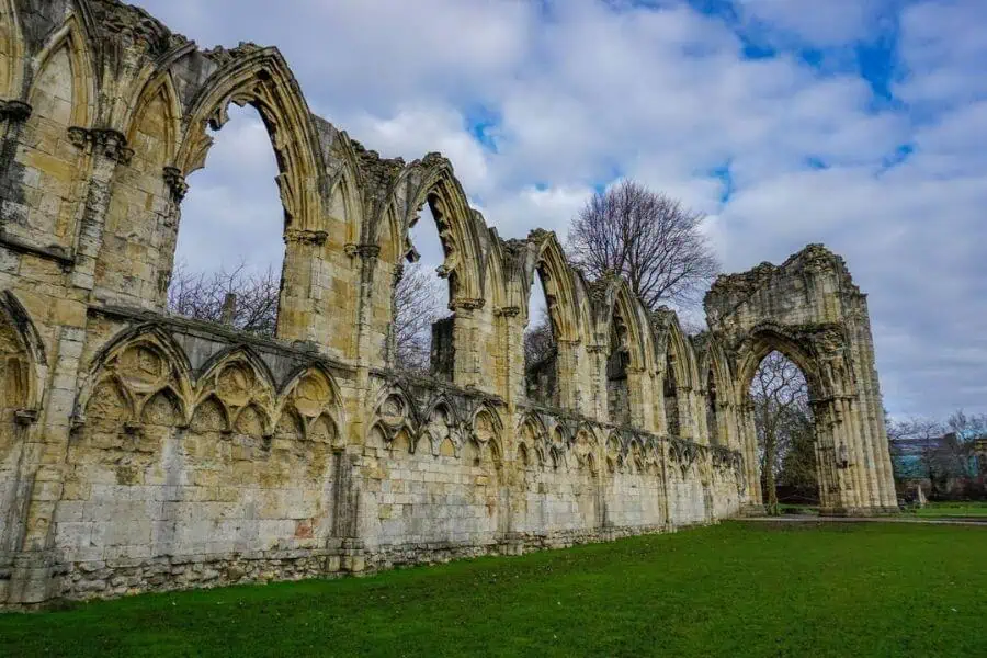 Day trips from London to York UK Faraway Notes