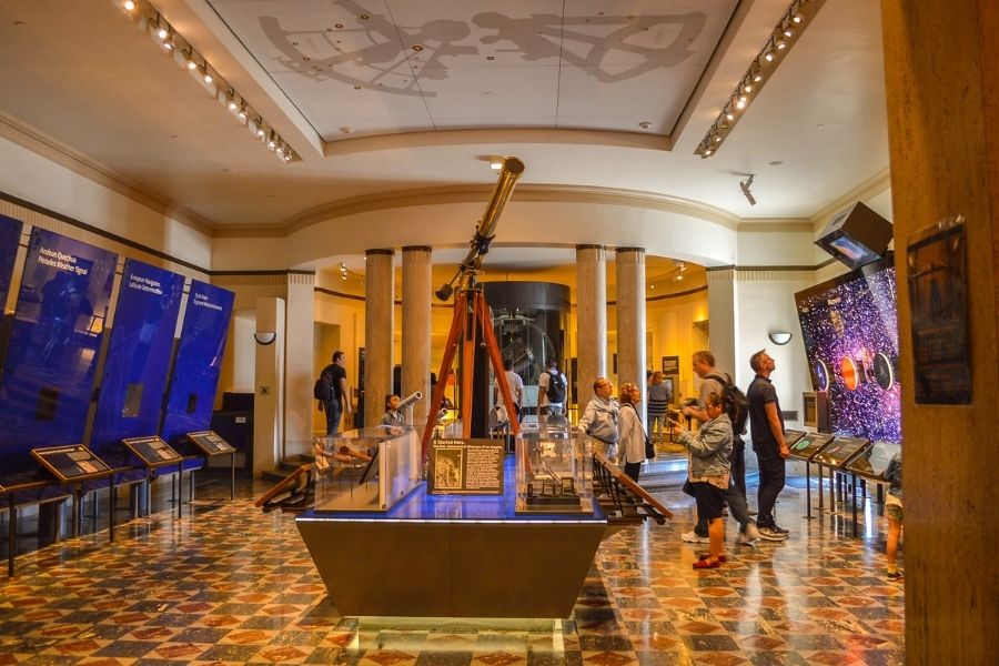 Griffith Observatory Los Angeles Museums USA Faraway Notes