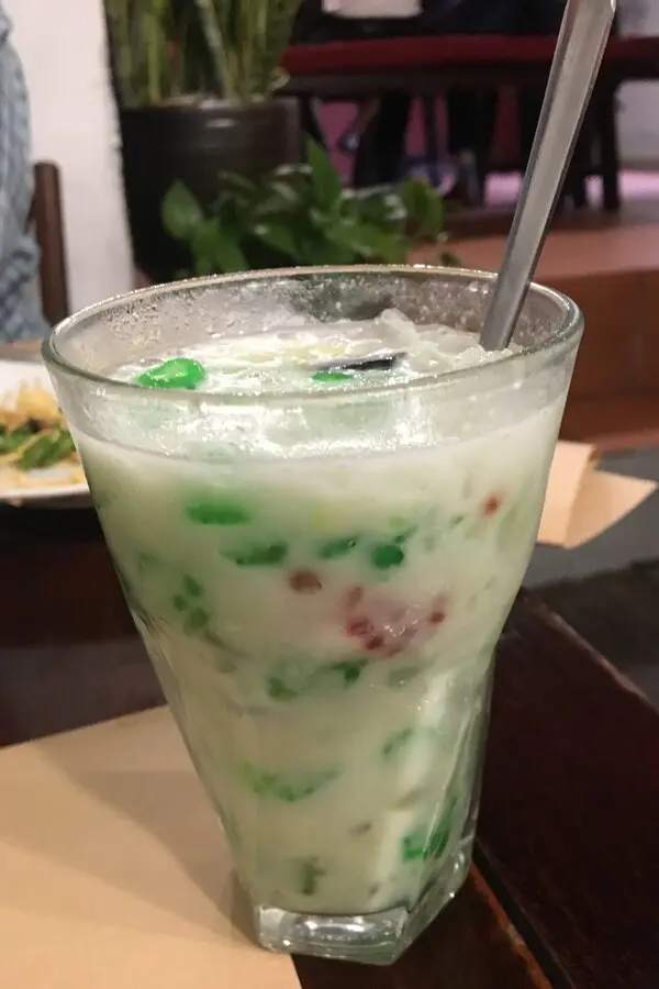 vietnam vegetarian multi-colored dessert
