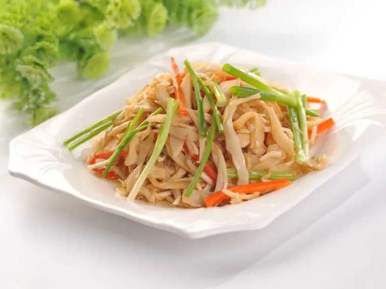 Vegetarian food in Vietnam feature