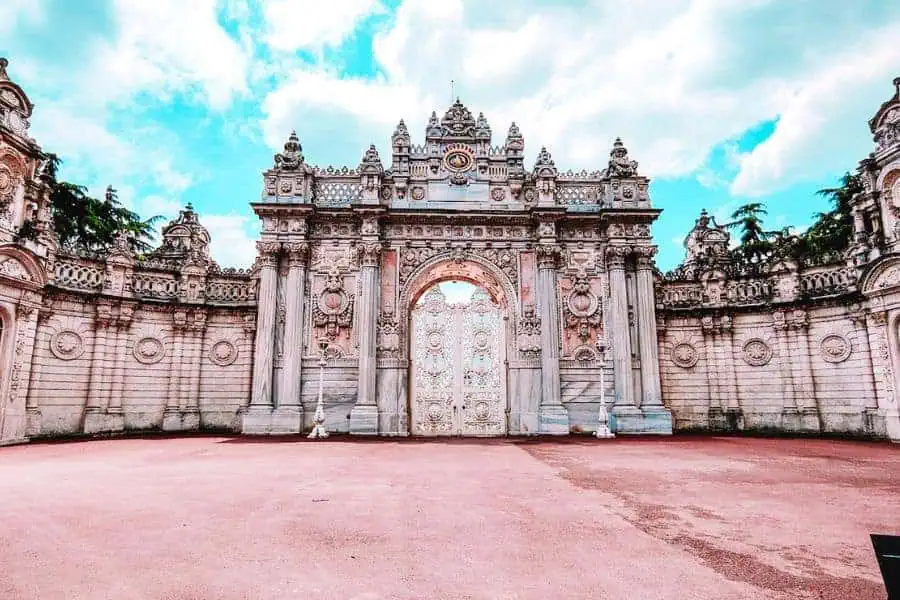 dolmabahce palace besiktas istanbul turkey itinerary 1 week