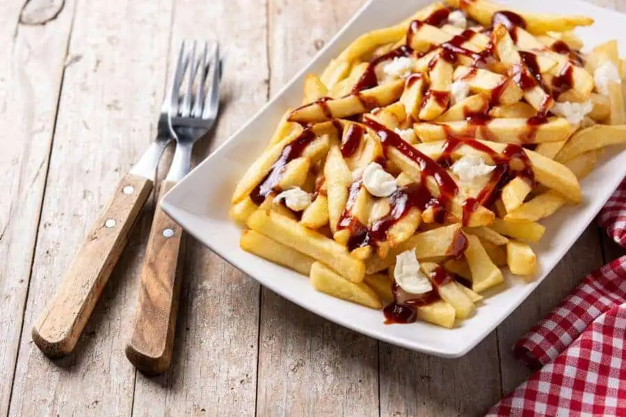poutine canada