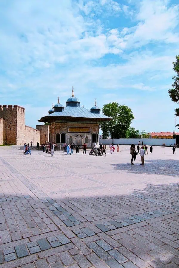 fountain of sultan ahmed III