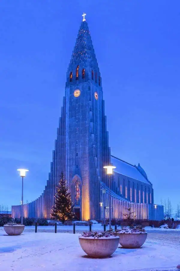 hallgrimskirkja reykjavik iceland winter christmas