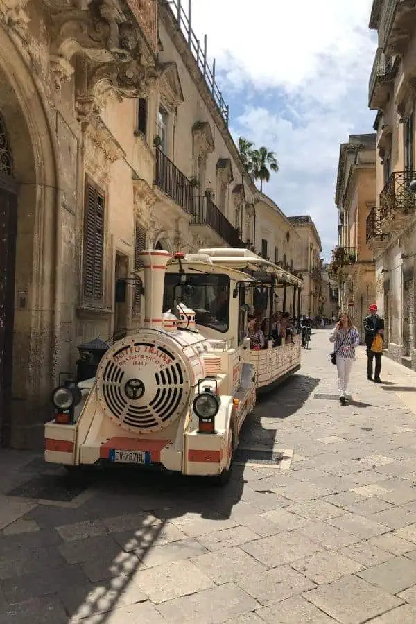 historic streets of lecce puglia culture italy