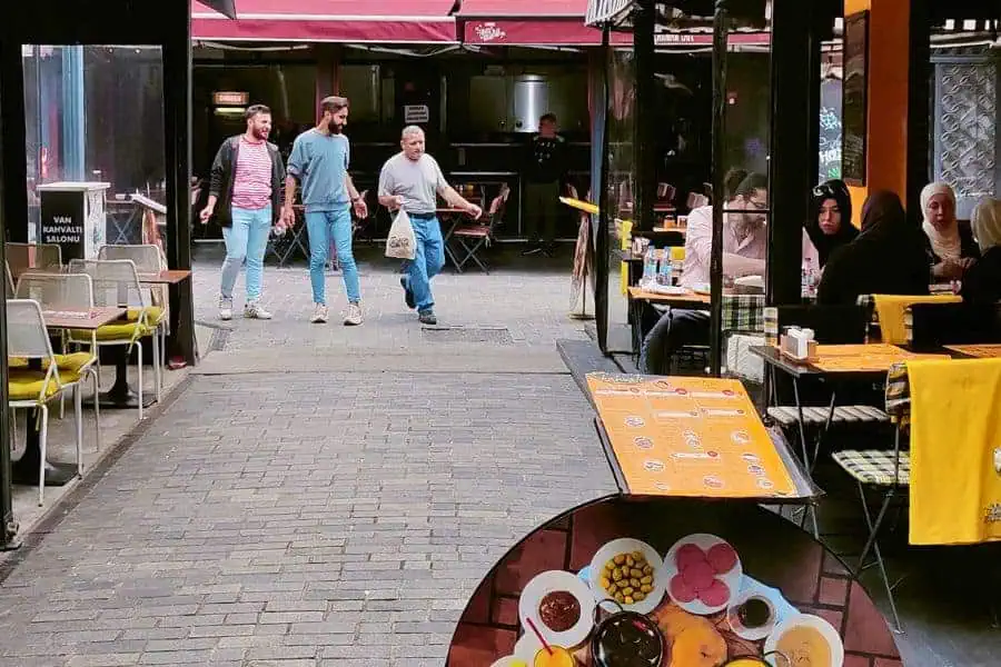 besiktas breakfast street