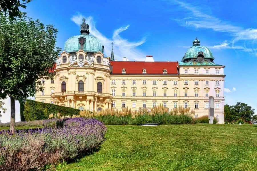 klosterneuburg monastery vienna day trips