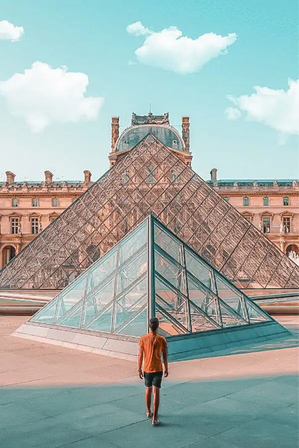 louvre museum paris