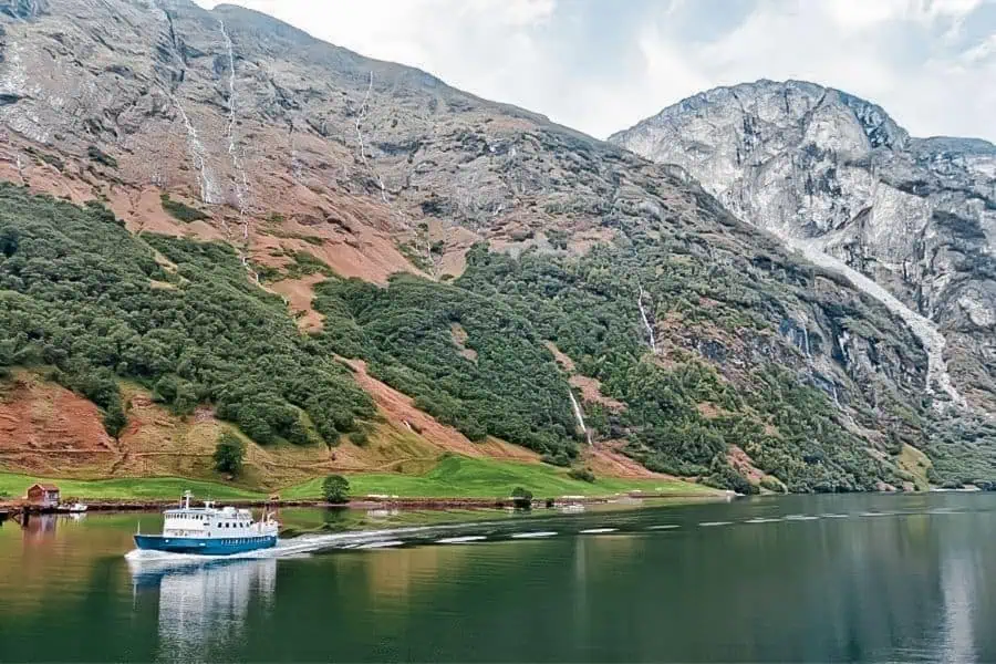 naerofjord cruise