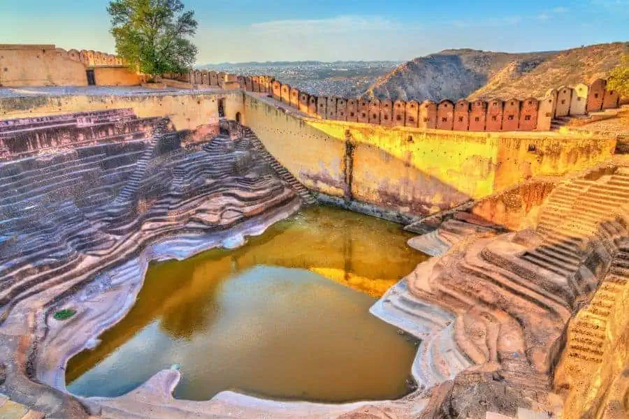 nahargarh stepwell
