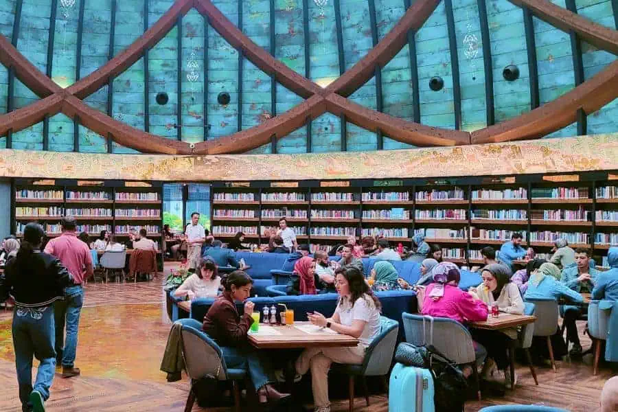 nevmekan sahil  uskudar istanbul
