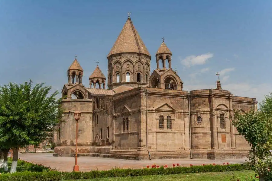 oldest church in the world etchmiadzin vagharshapat armenia 