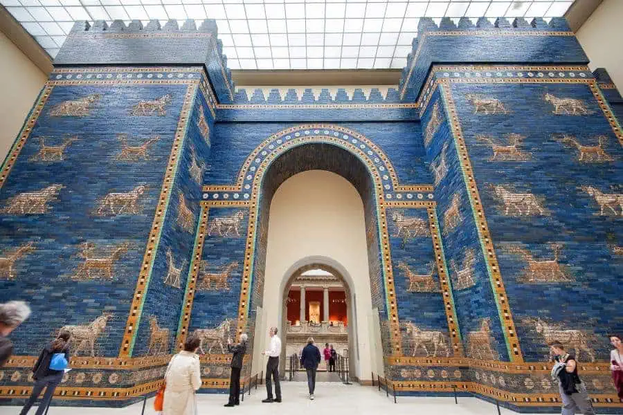 pergamon museum berlin germany