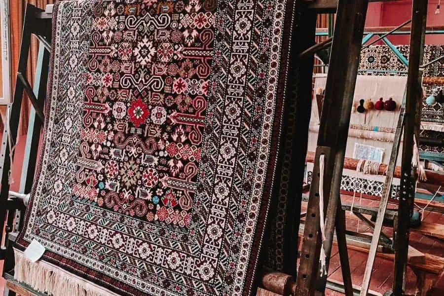 qadim quba carpet weaving workshop guba azerbaijan