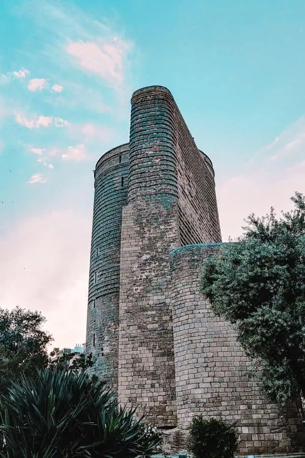 qiz qalasi maidan tower baku