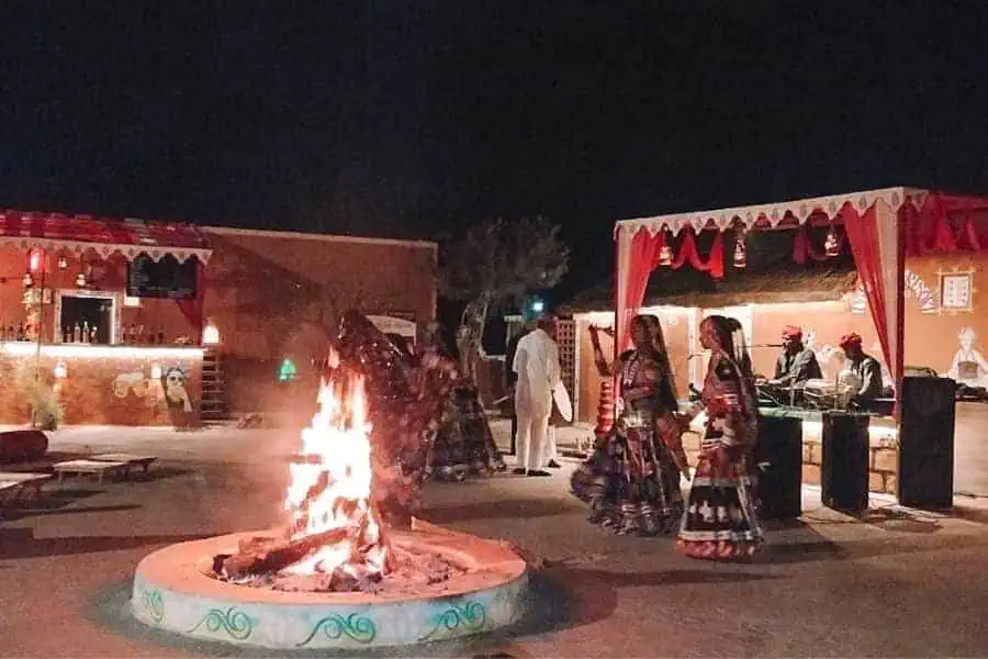 rajasthani cultural program at pal rajah desert camp khuri sand dunes jaisalmer