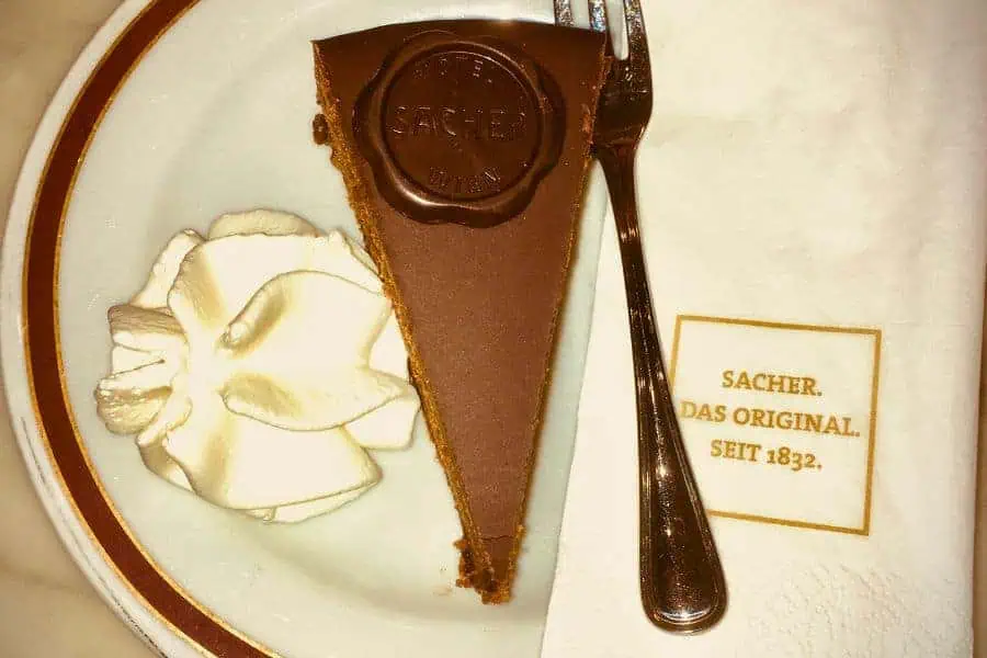 sachertorte cafe sacher