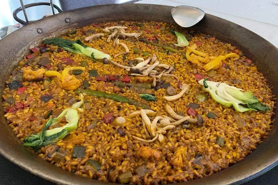 spain valencia albufera paella