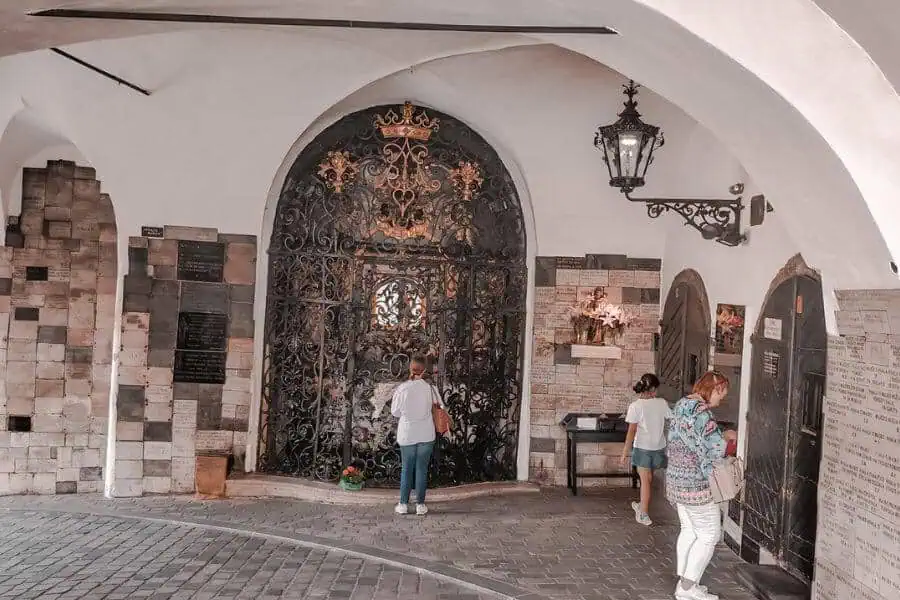 stone gate chapel zagreb