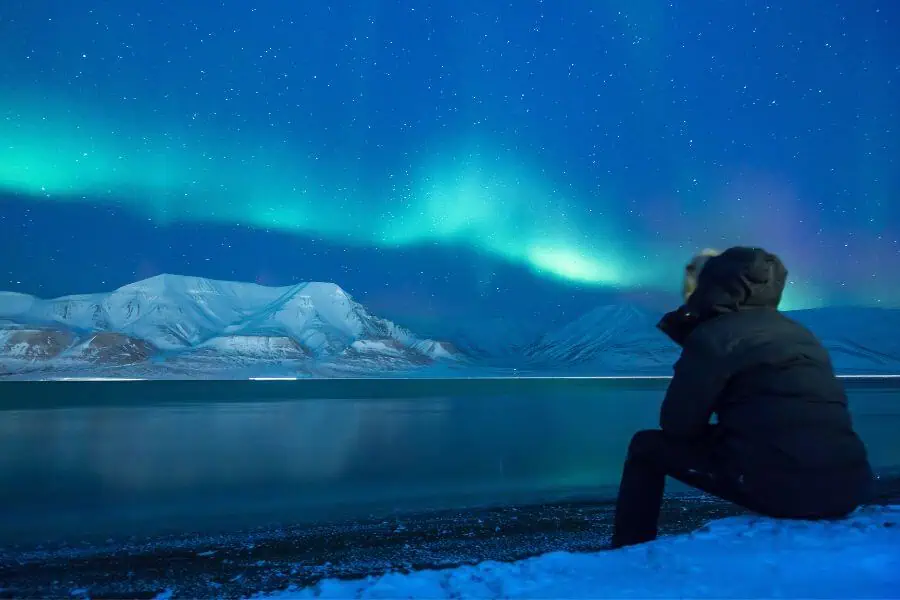 svalbard northern lights