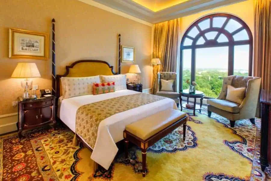 luxurious suite the leela palace new delhi
