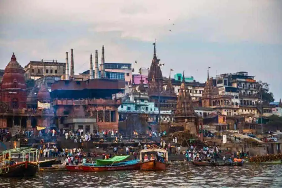 traditional cremation varanasi burning ghats india
