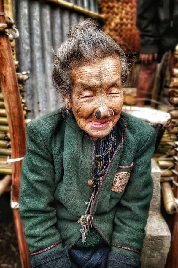 apatani old tribal old woman ziro valley