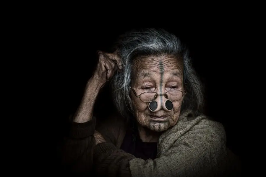 apatani tribe woman