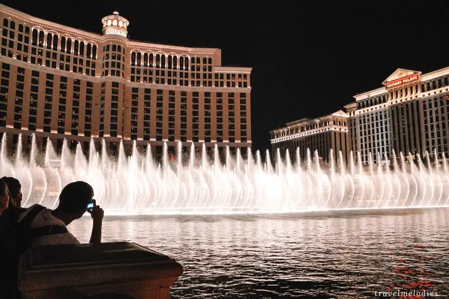 founatins of bellagio water show