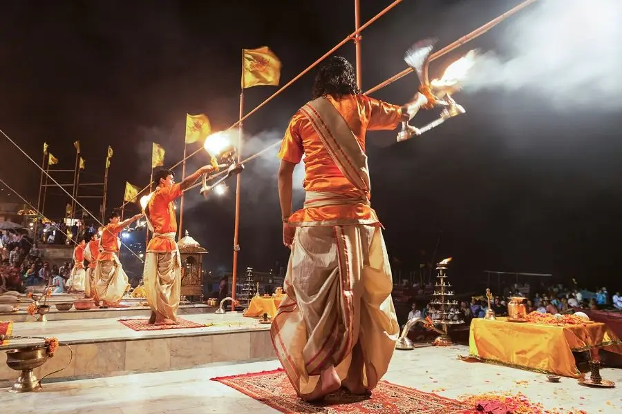 ganga arti varanasi india