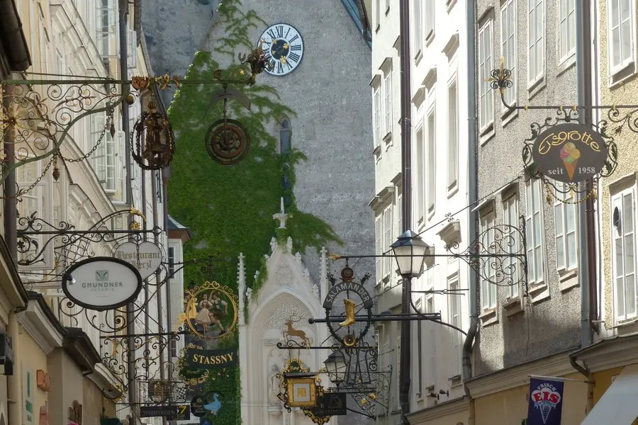 getreidegasse salzburg austria