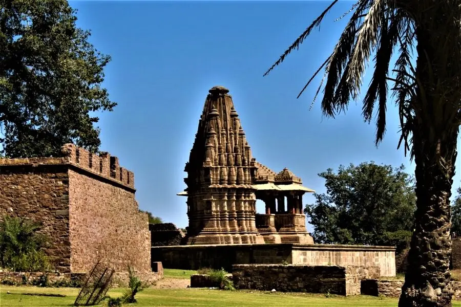 gopinath temple inside bhangarh fort
