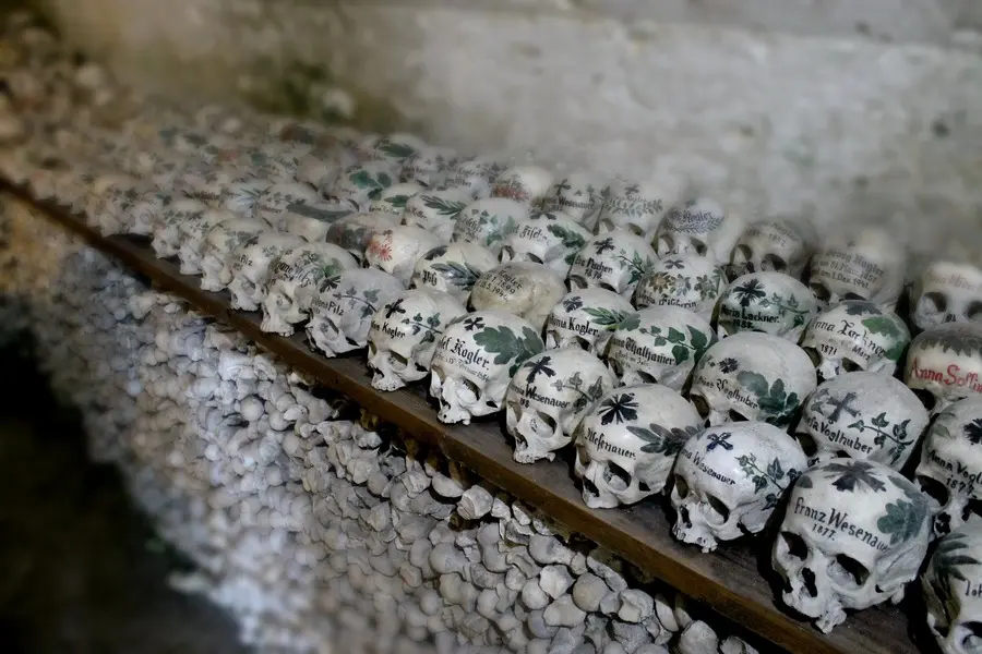 hallstatt charnel house