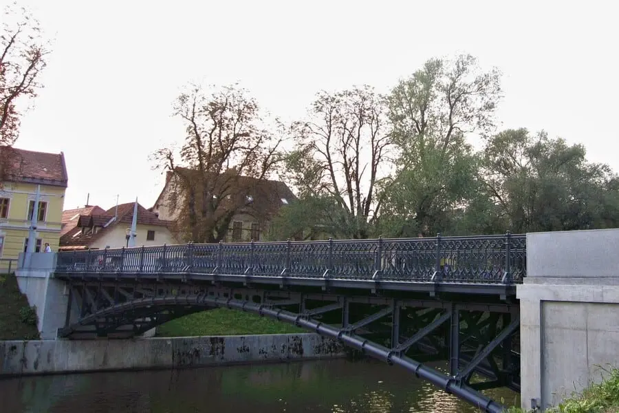 hradecky bridge ljubljana