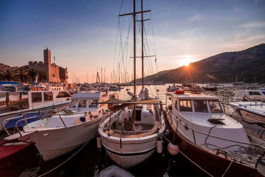 komiza harbor vis croatia