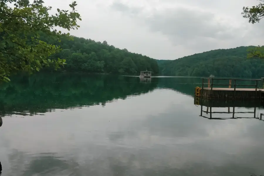 kozjak lake electric boat plitvice lakes 