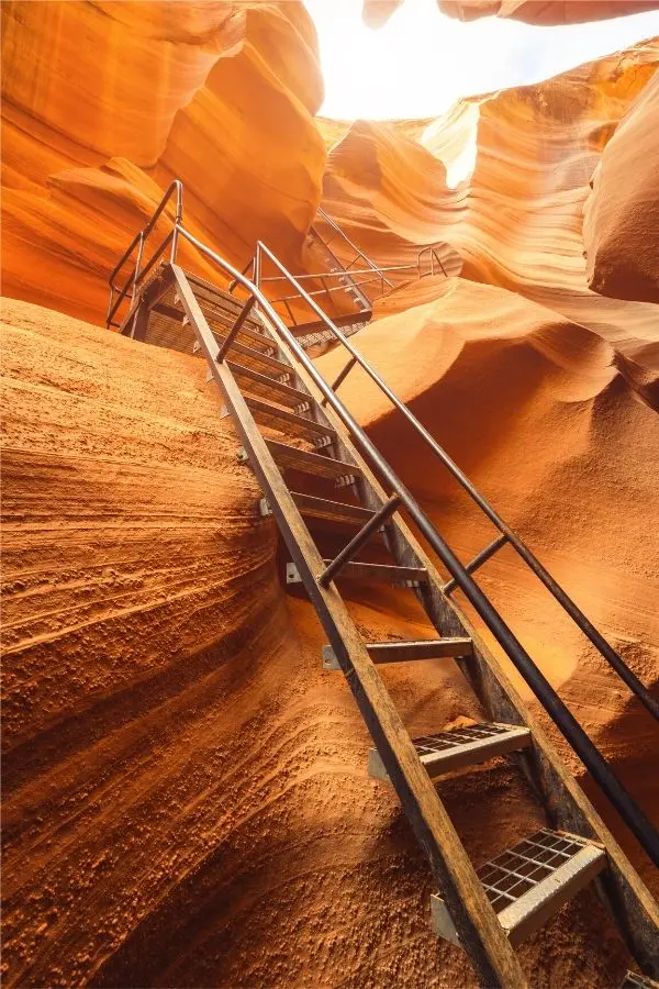 lower antelope canyon entrance