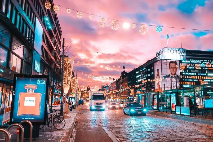 Mannerheimintie main street helsinki