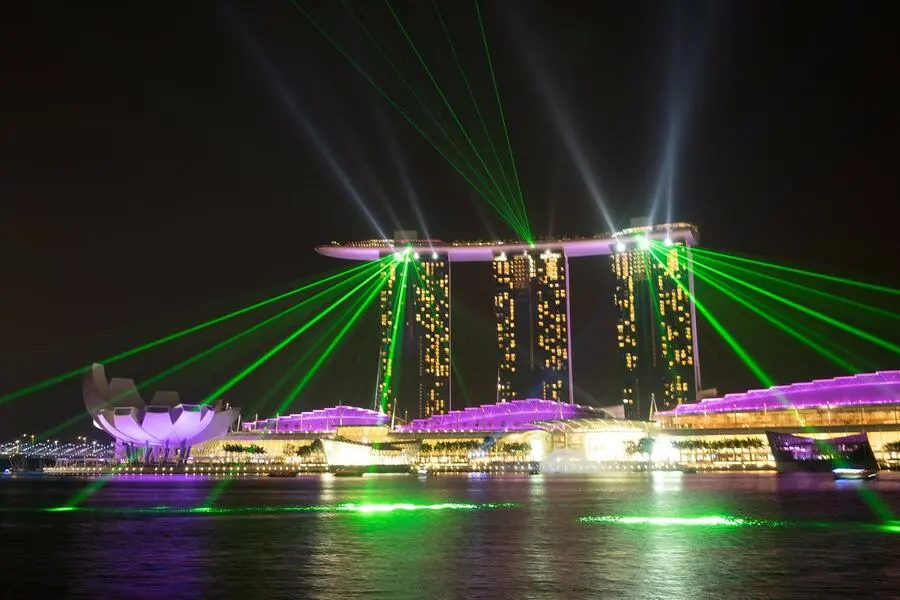 marina bay sands light and water show singapore