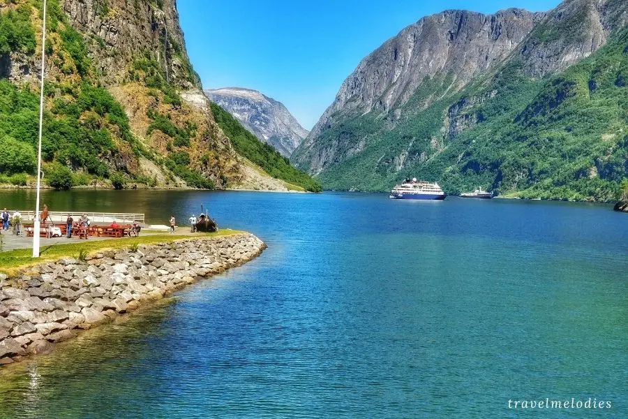 naerofjord gudvangen nærøydalselvi river norway