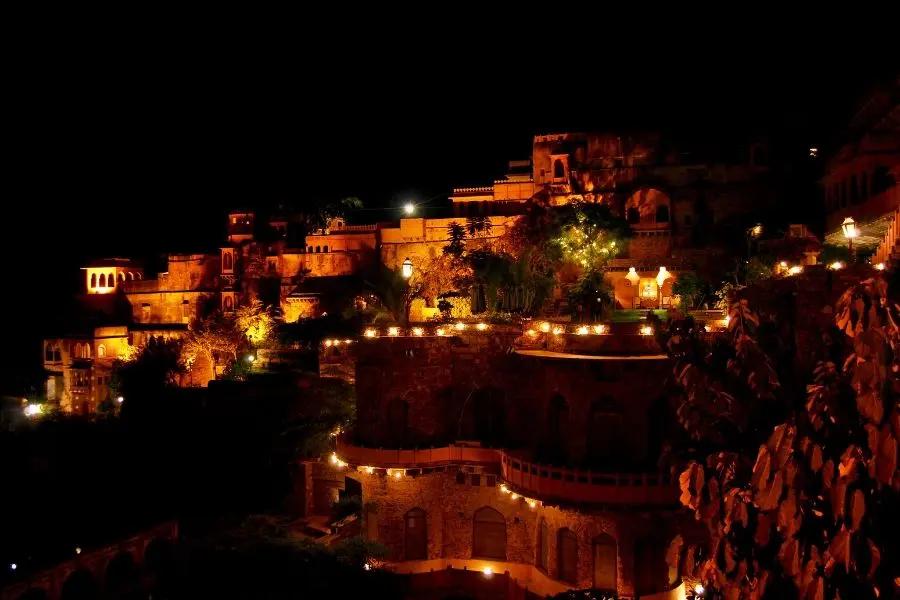 neemrana alwar rajasthan weekend getaways near delhi