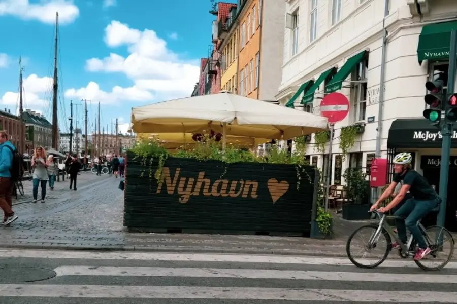 nyhavn bicycle city copenhagen denmark