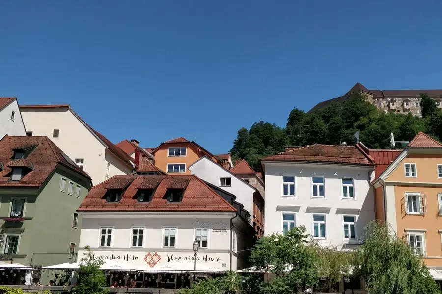 slovenska hisa ljubljana