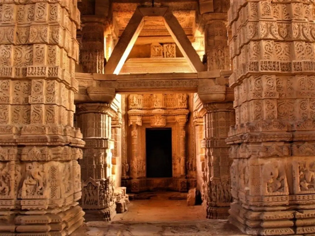 temples in gwalior madhya pradesh sasbahu temple