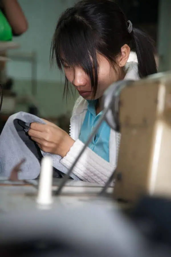 get a tailored suit in hoi an