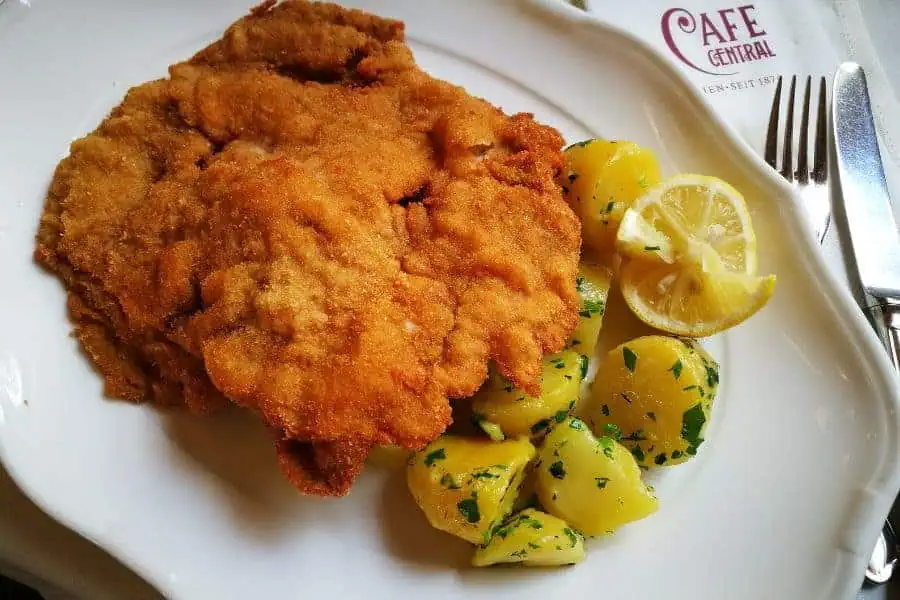 wiener schnitzel vienna austria